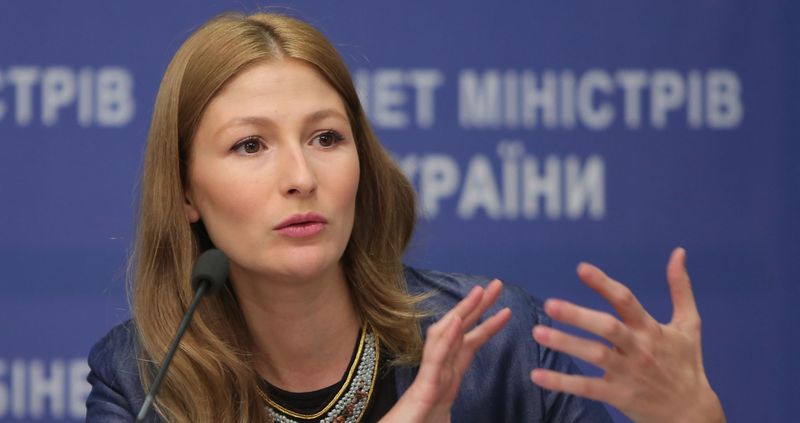 Мир воспринимает Крым через новые мифы РФ, – Джапарова